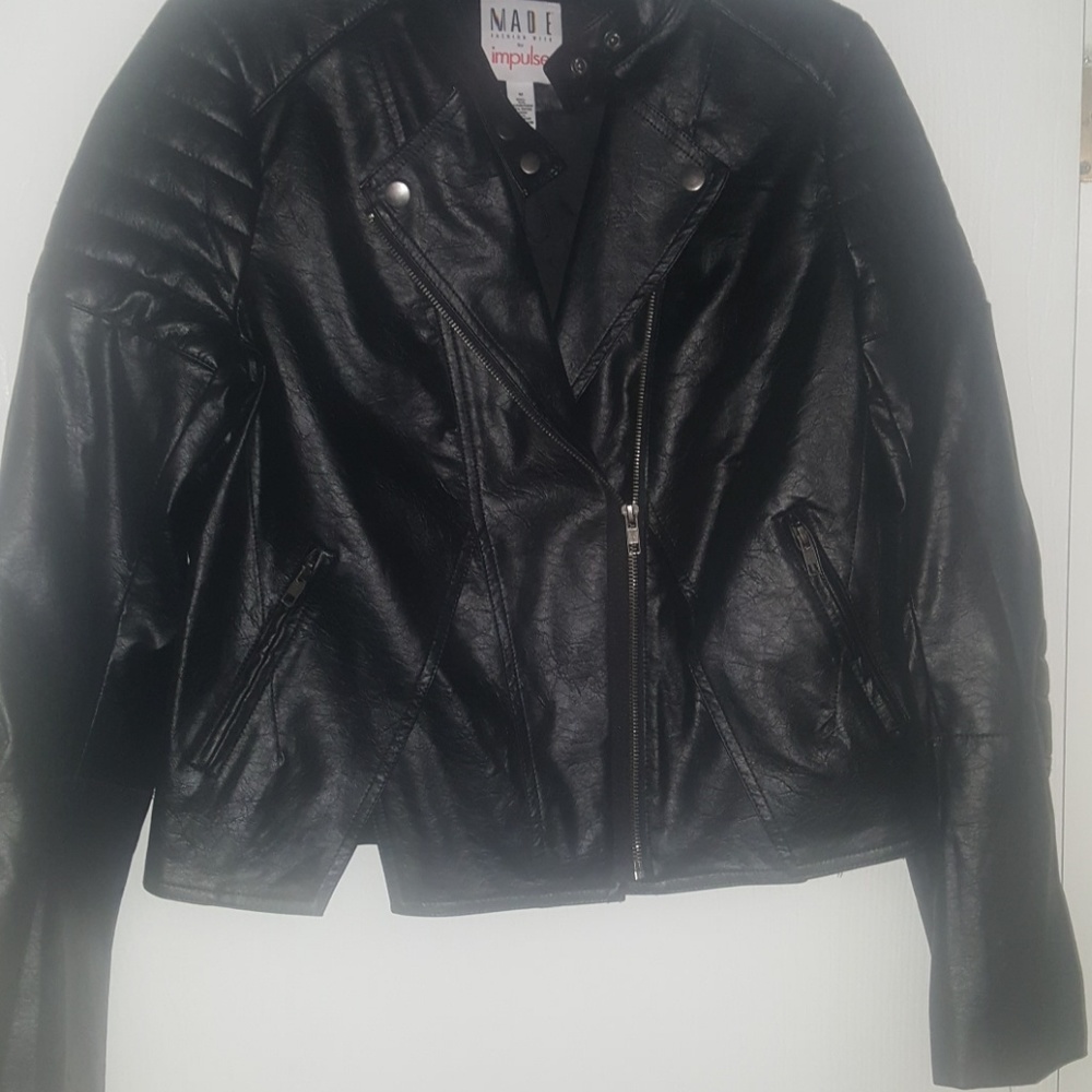 Impulse  black jacket